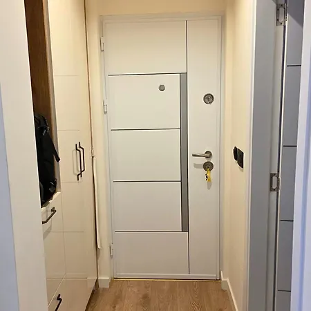 Dior - - Strogi Centar Grada