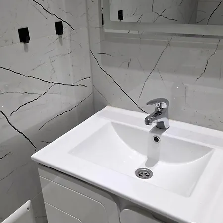 公寓 Dior - - Strogi Centar Grada