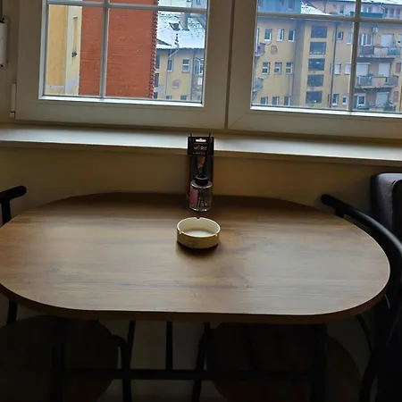 Dior - - Strogi Centar Grada 公寓 *