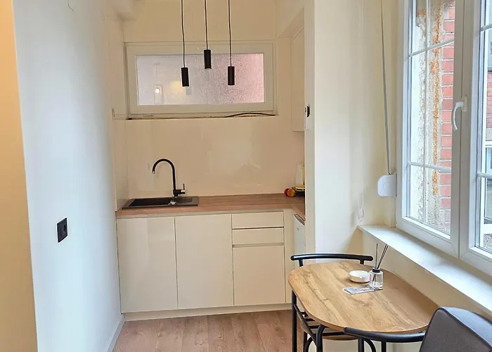 Dior - - Strogi Centar Grada 新帕扎尔